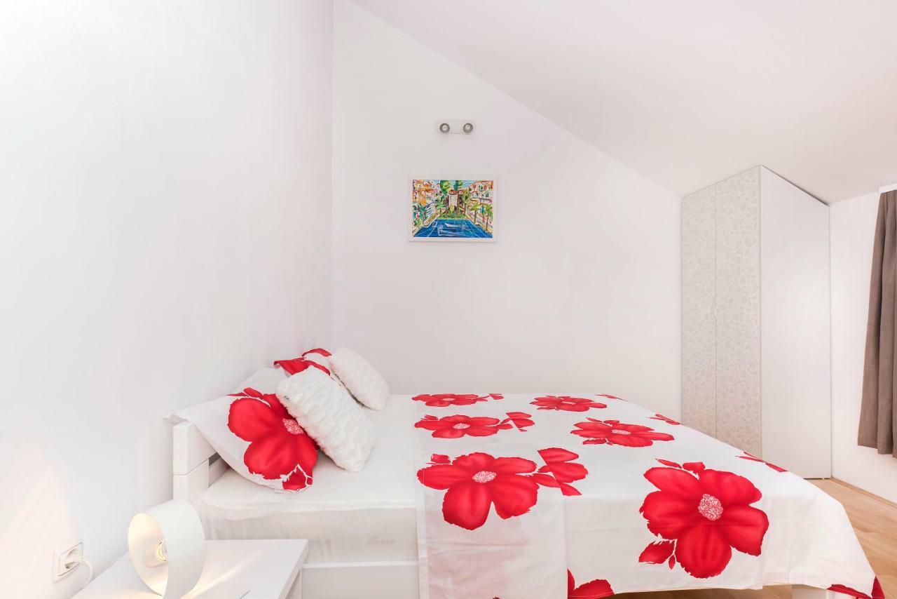 Apartman Kurika 希贝尼克 外观 照片